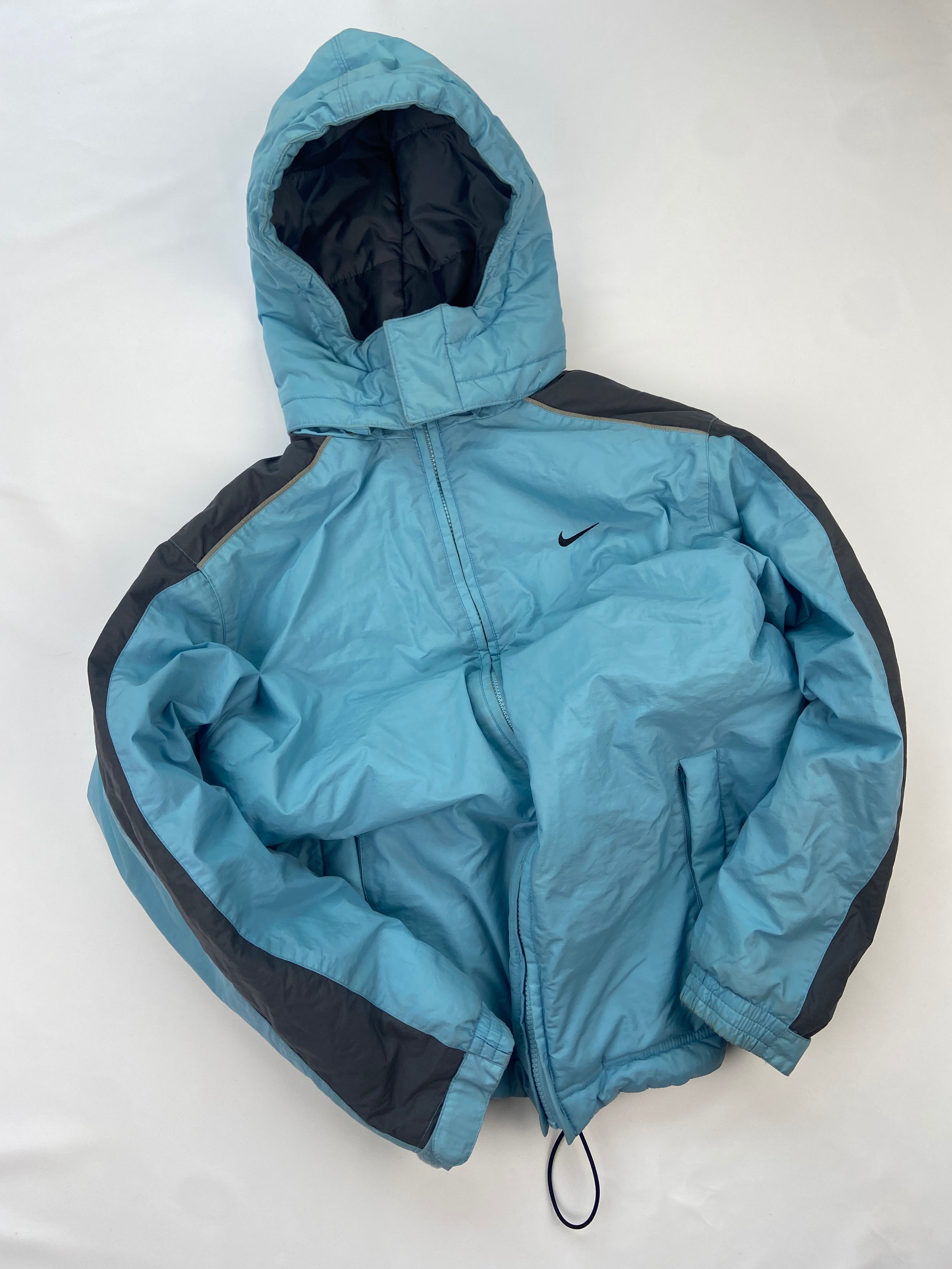 Nike Winterjacke (L)