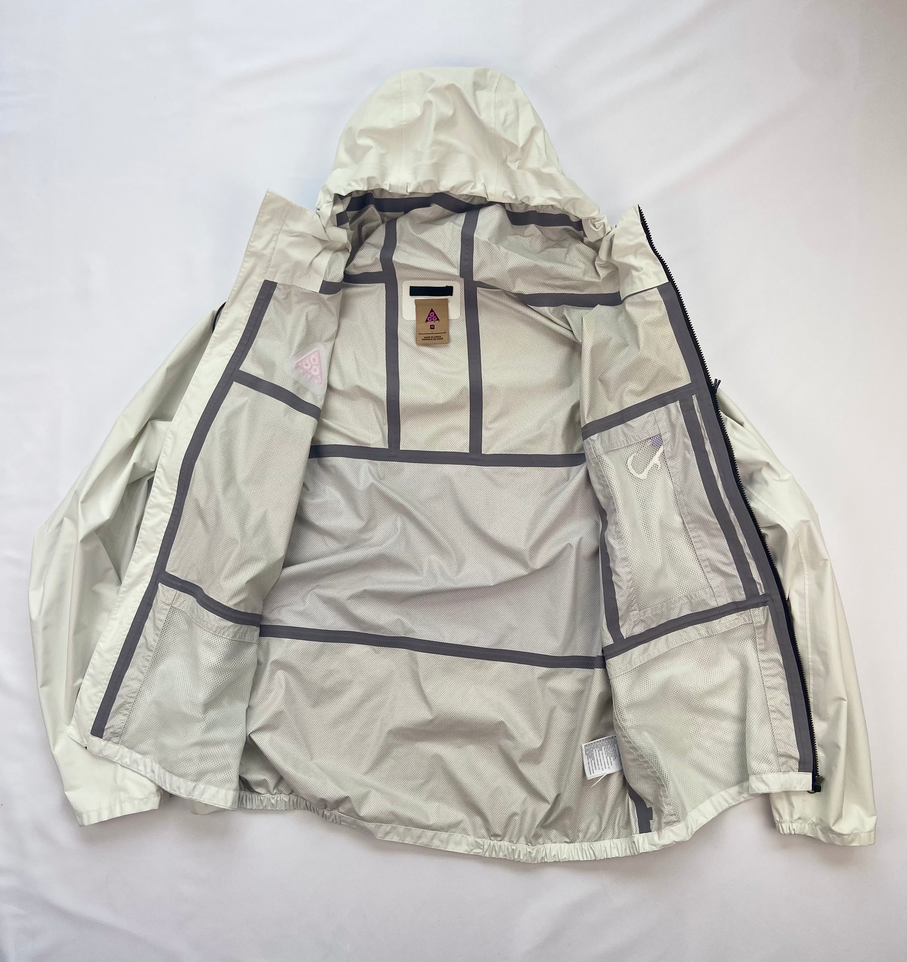 Nike ACG 2.5L Packable Jacket (M)