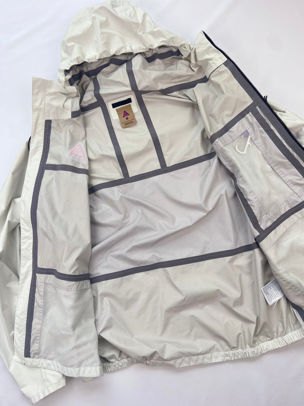 Nike ACG 2.5L Packable Jacket (M)