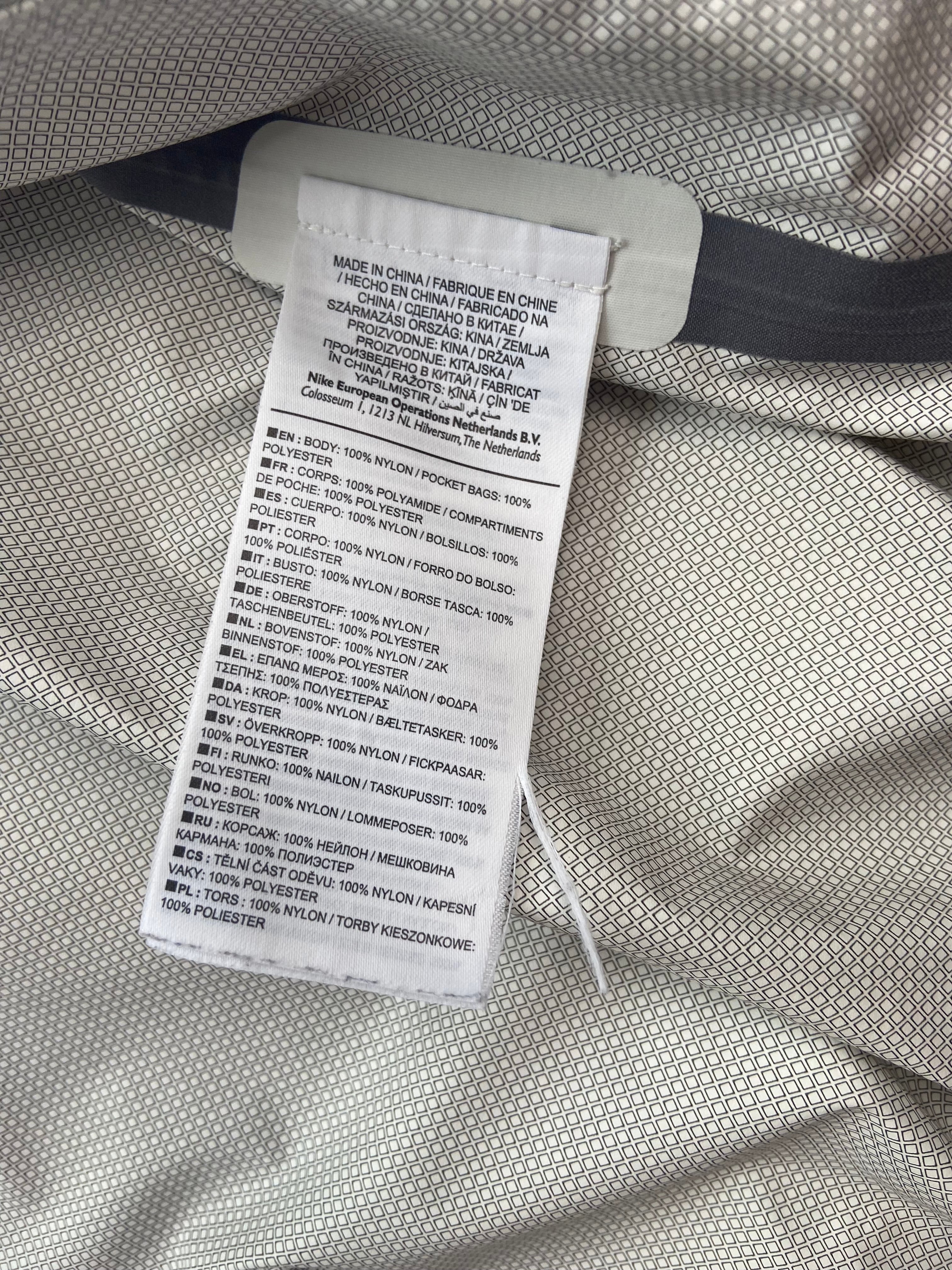 Nike ACG 2.5L Packable Jacket (M)