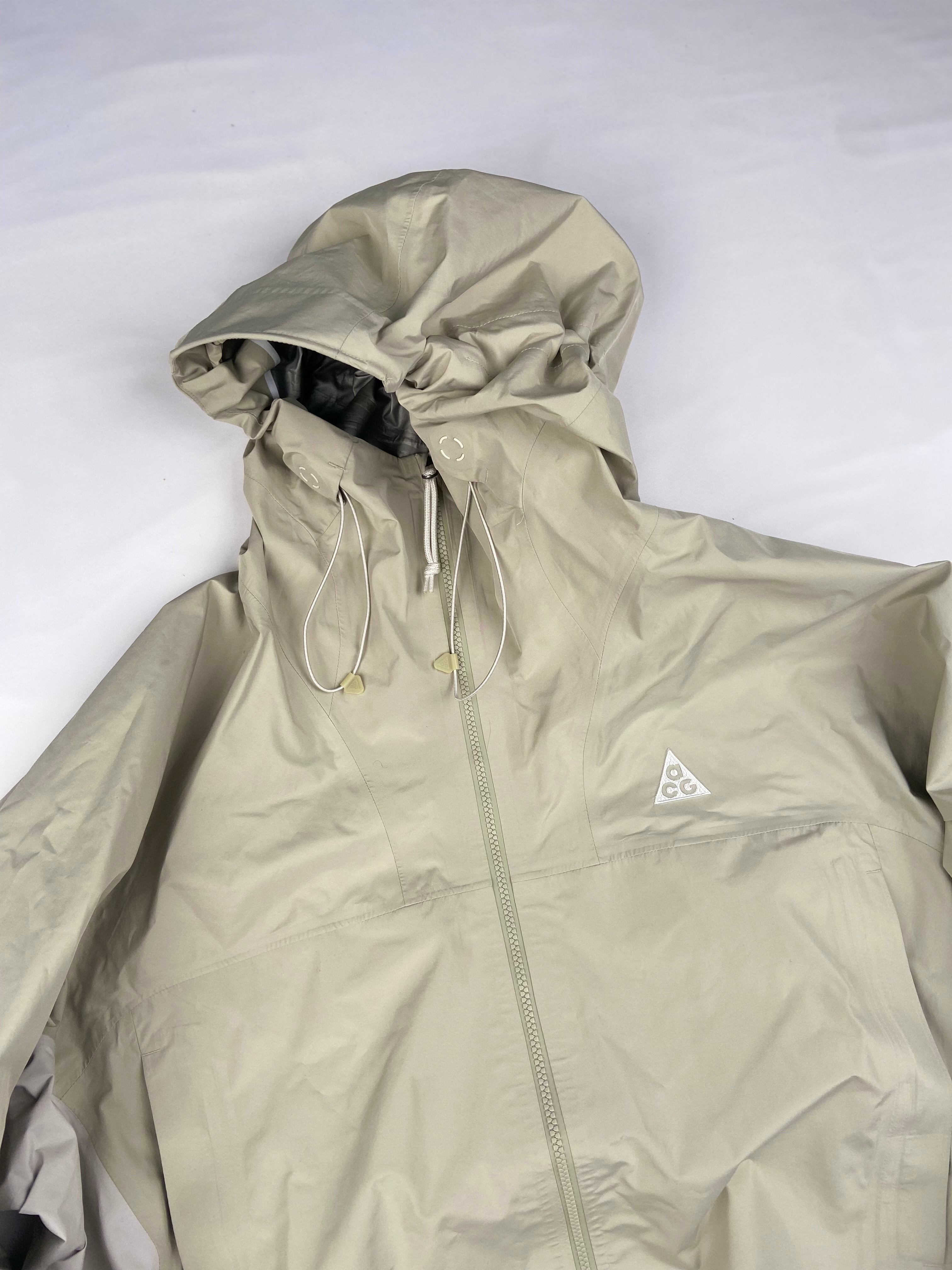 Nike ACG Storm-FIT ADV "Chain of Craters" Jacket (L)