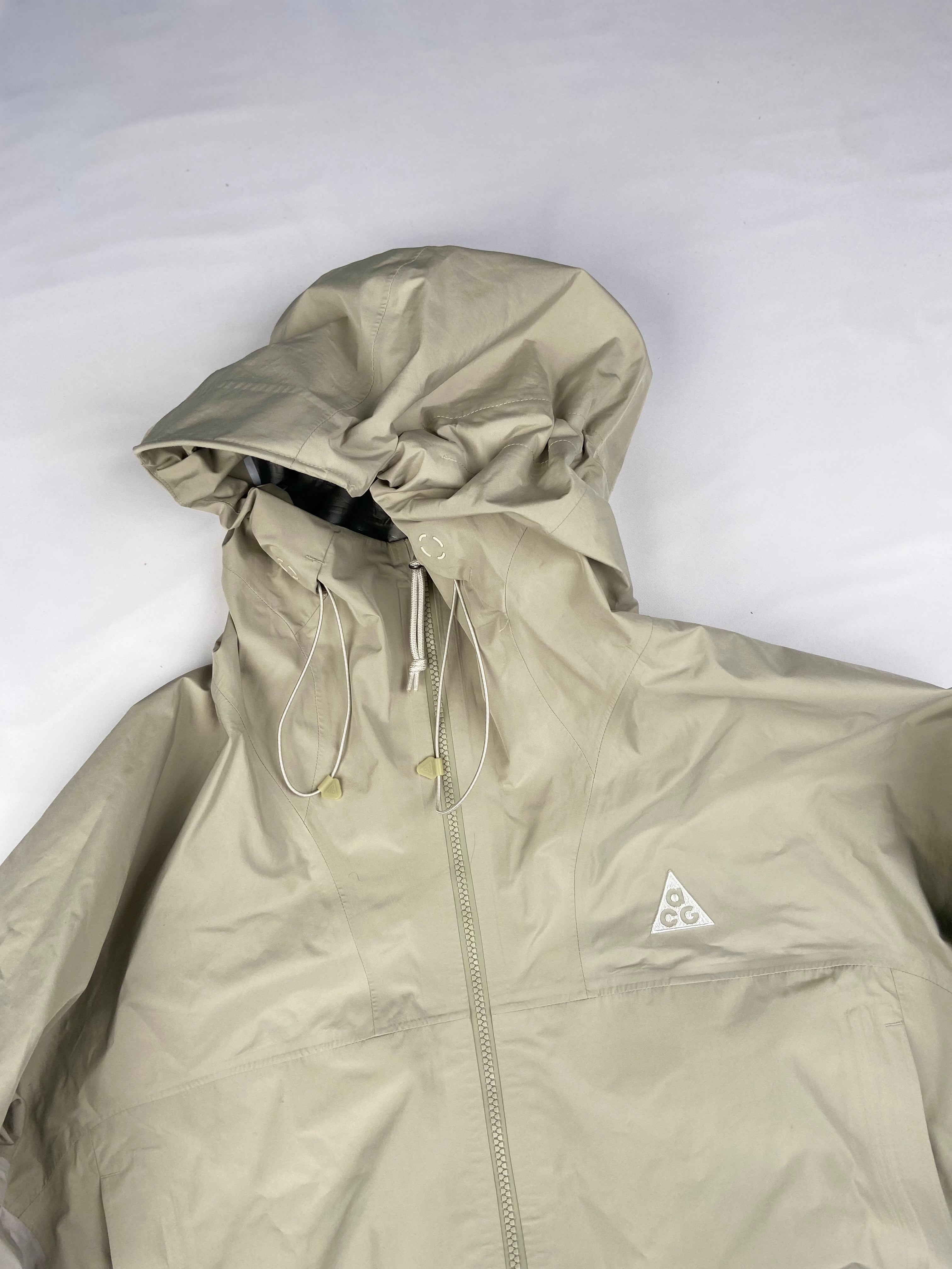 Nike ACG Storm-FIT ADV "Chain of Craters" Jacket (L)