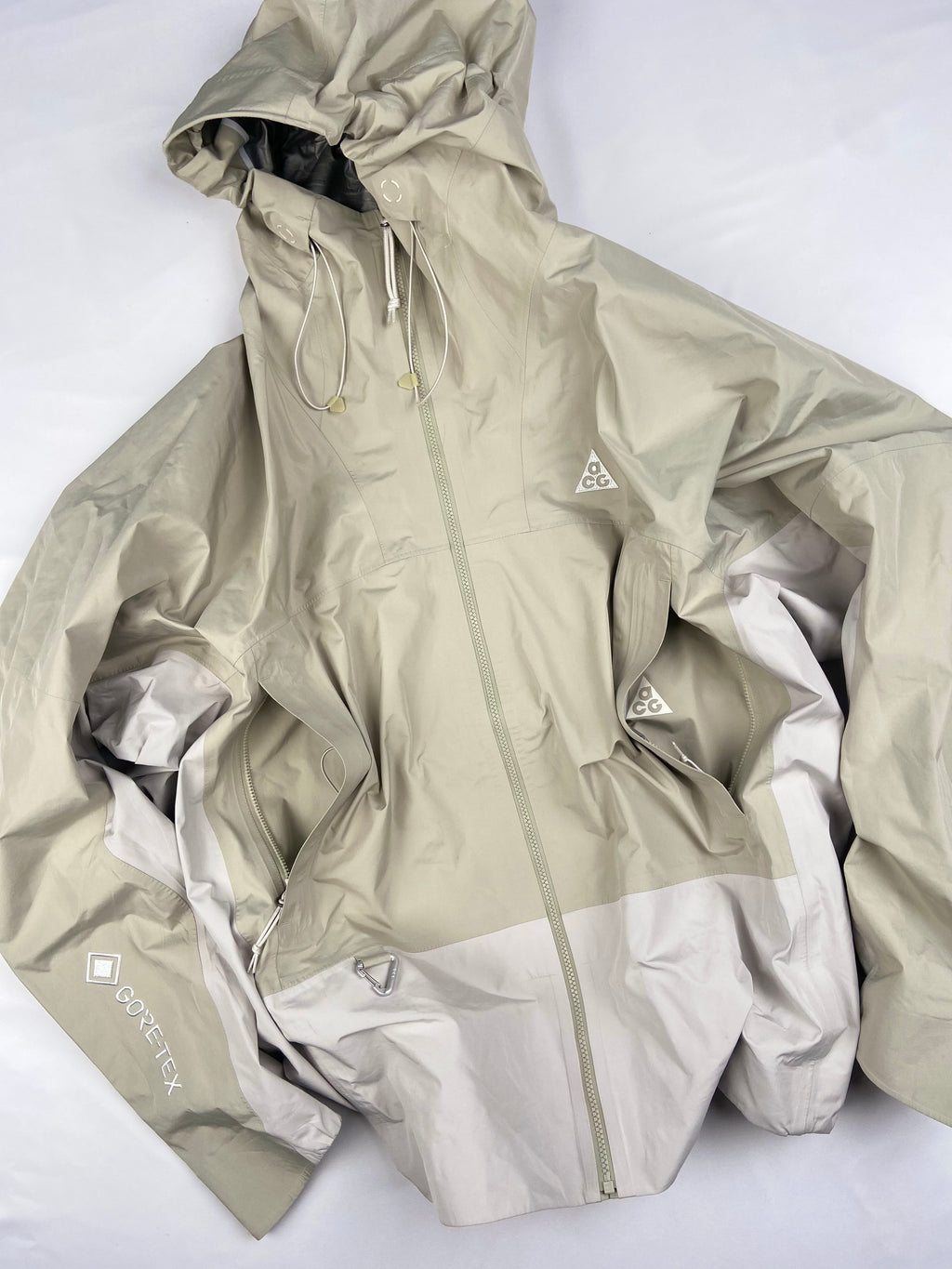 Nike ACG Storm-FIT ADV "Chain of Craters" Jacket (L)