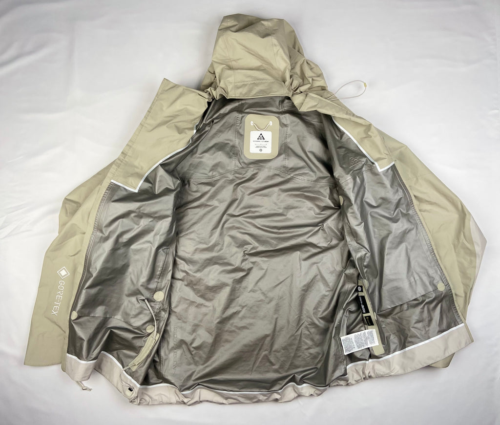 Nike ACG Storm-FIT ADV "Chain of Craters" Jacket (L)