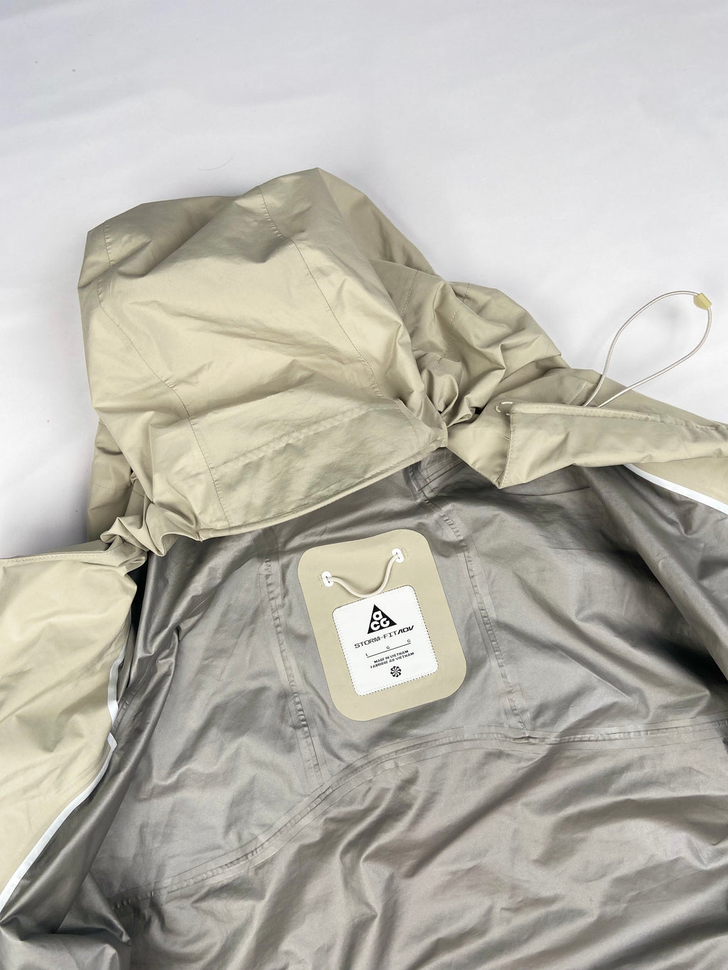 Nike ACG Storm-FIT ADV "Chain of Craters" Jacket (L)