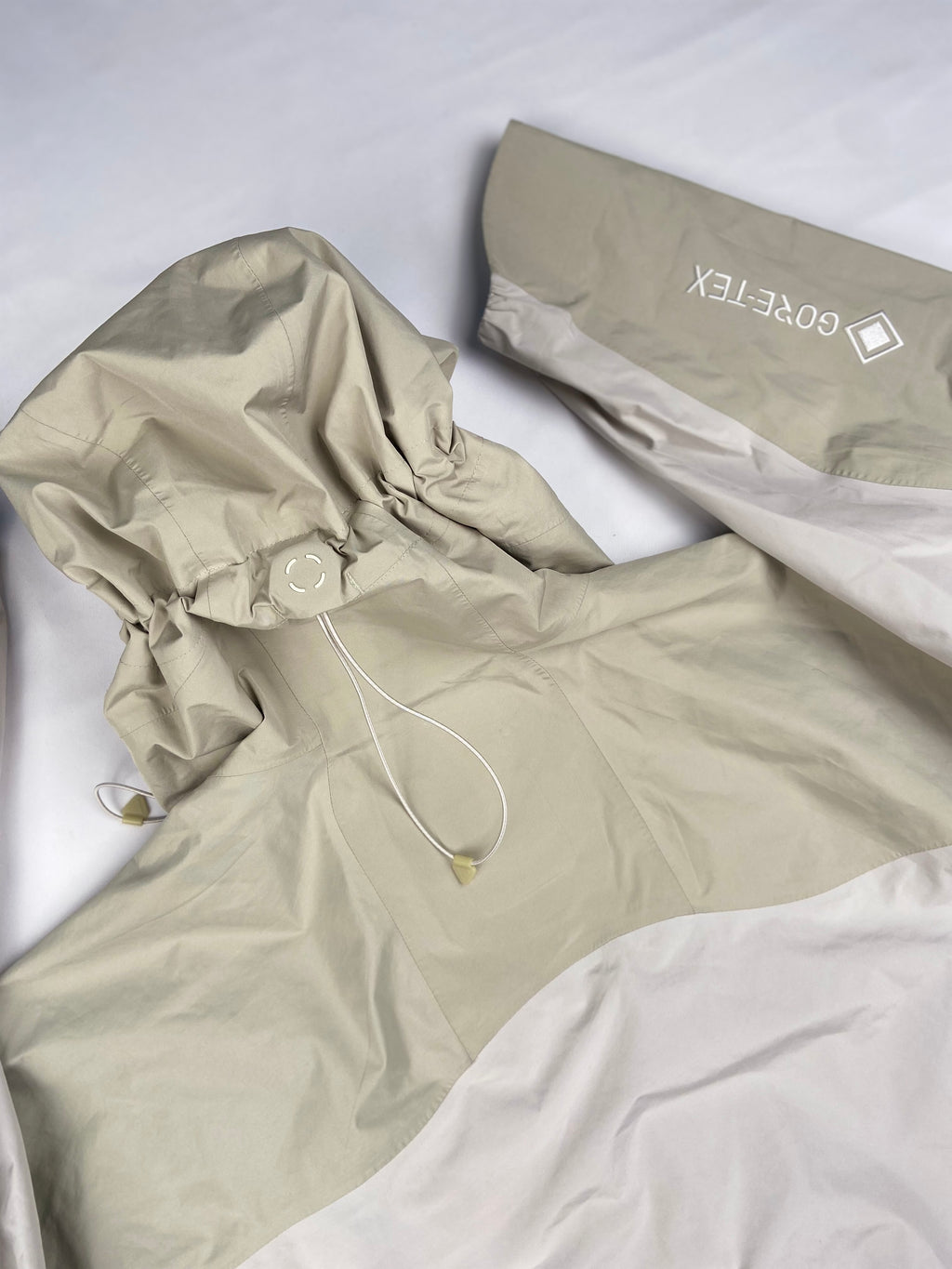 Nike ACG Storm-FIT ADV "Chain of Craters" Jacket (L)