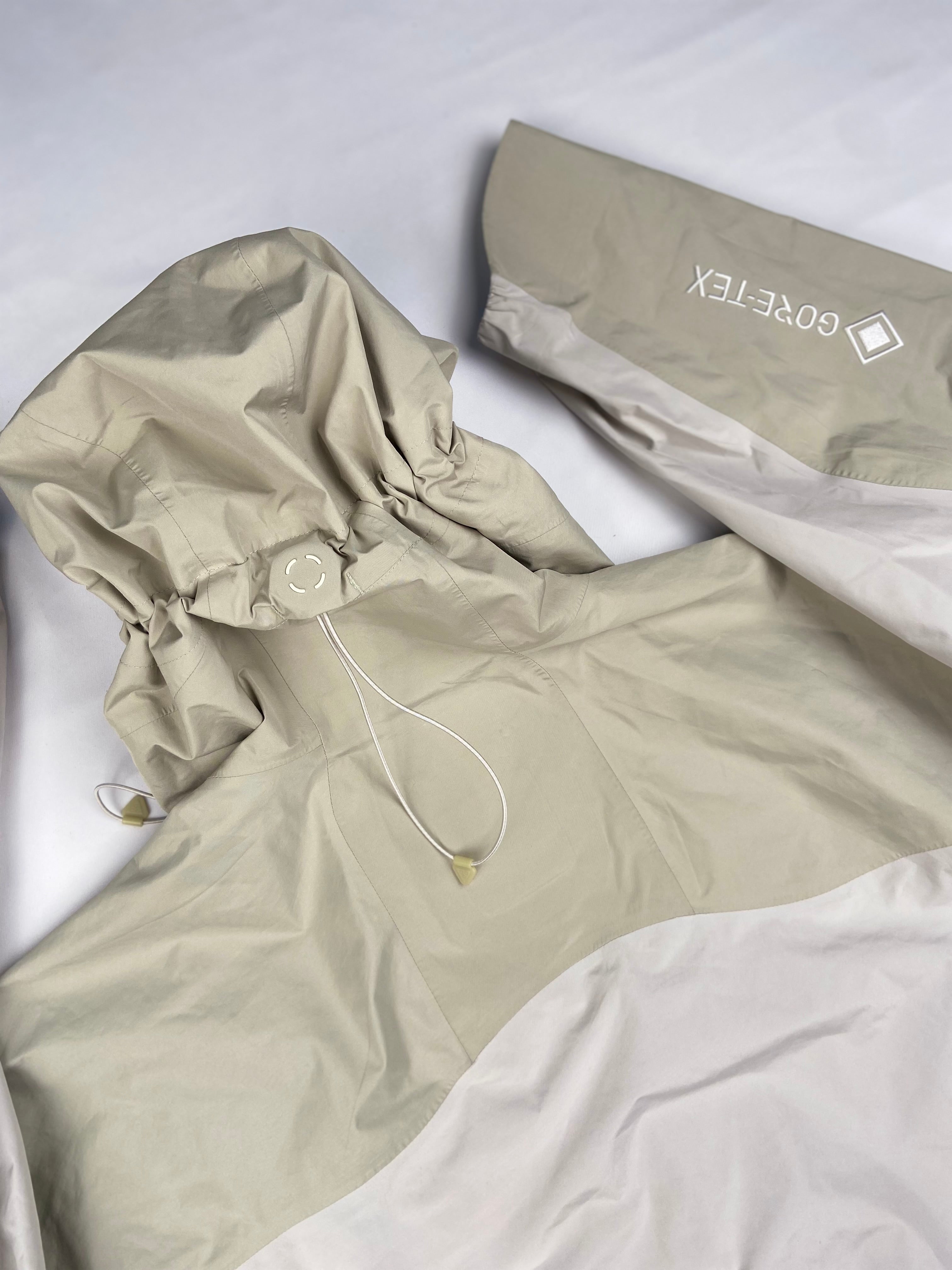 Nike ACG Storm-FIT ADV "Chain of Craters" Jacket (L)